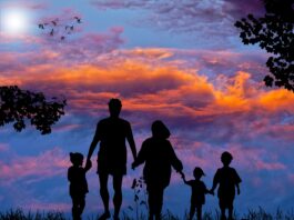 happy-family-with-the-sky-behind