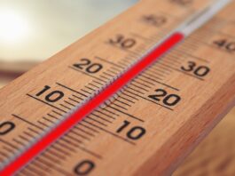 thermometer-wood