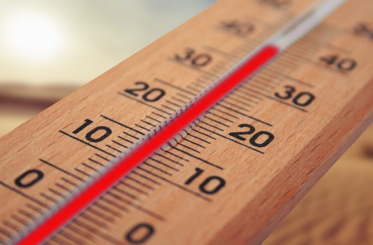 thermometer-wood